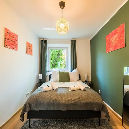 Stilvolle Mit Balkon- Wenige Gehminuten Von Der Altstadt Apartamento Augsburgo
