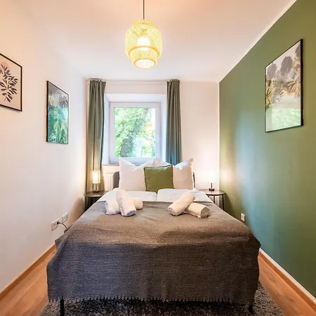 Stilvolle Mit Balkon- Wenige Gehminuten Von Der Altstadt Apartament Augsburg